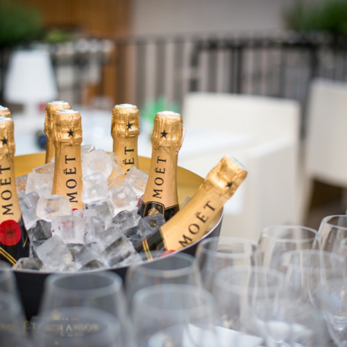 2 COUPES DE CHAMPAGNE Moet & Chandon